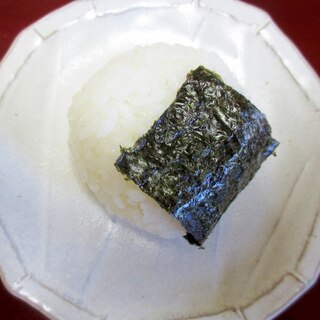 鮭生姜マヨのおむすび☆柚子こしょうを入れて